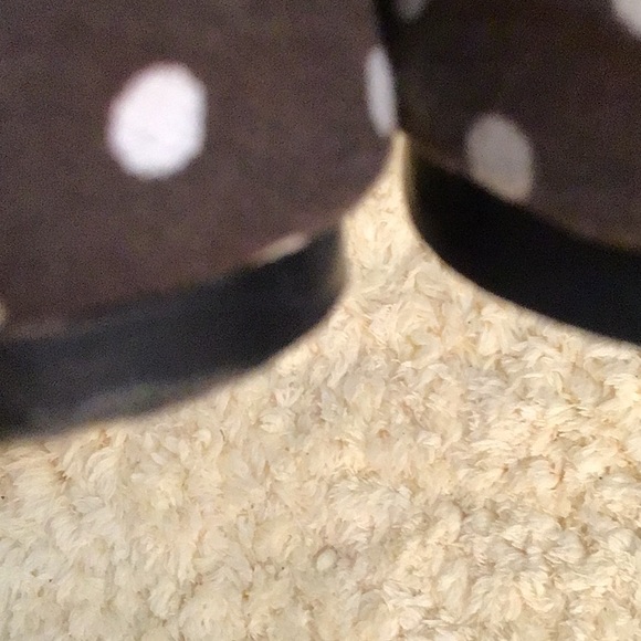 Shoes - Picture 3 of 6